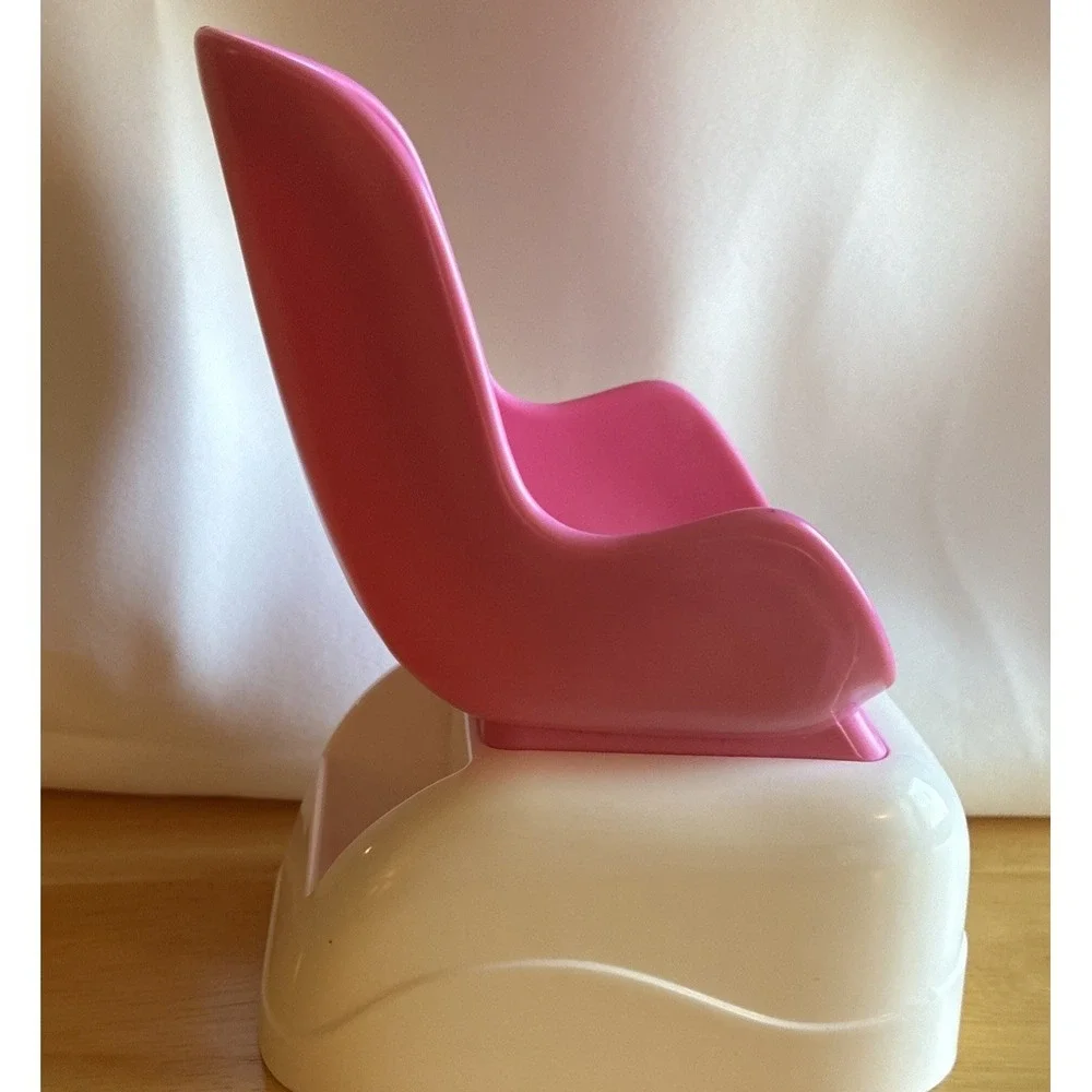 Barbie Mani Pedi Spa Chair And Teal Foot Tub GHN07